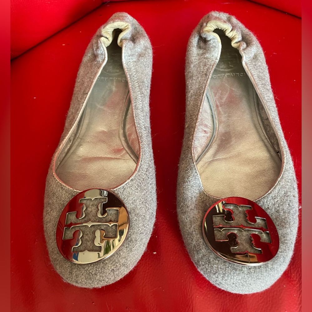Tory Burch Reva Gray Flannel Flats